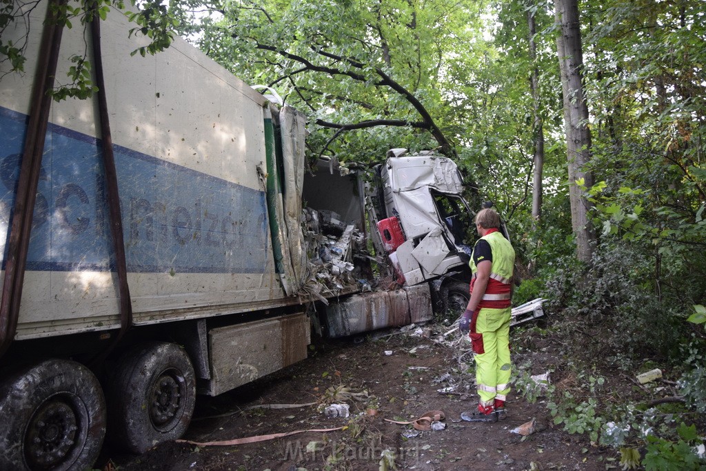 Schwerer VU A 3 Rich Oberhausen Hoehe AK Leverkusen P310.JPG - Miklos Laubert